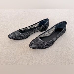 Talbots collection mesh lace effect black leather ballet flats - size 8